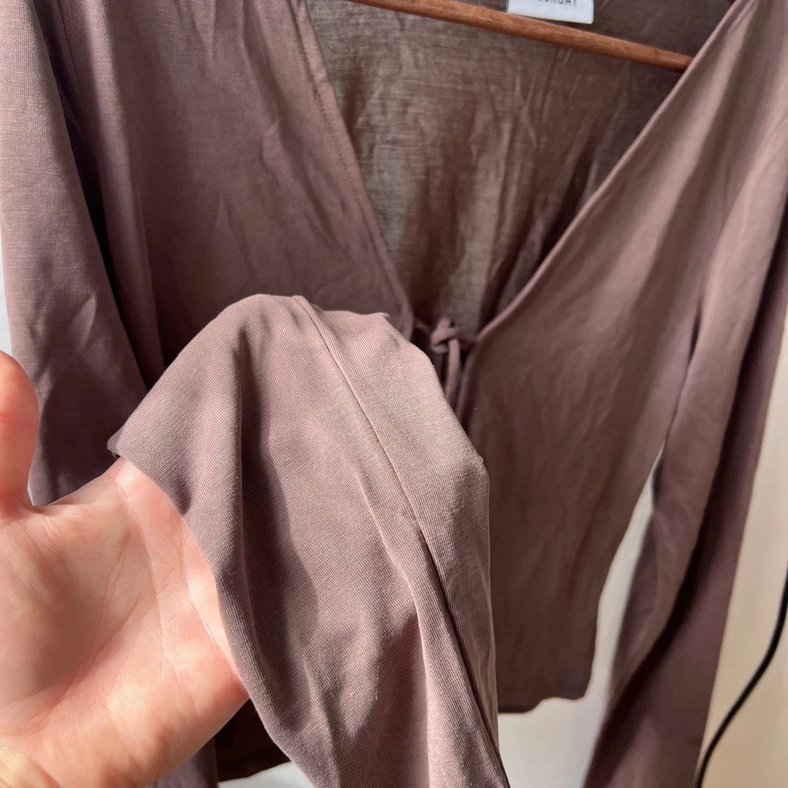 Brun långärmad topp från Weekday - 91