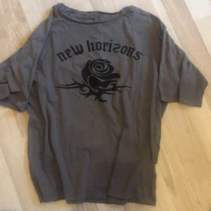 The black label collections T-shirt  - En tshirt jag använde mycket innan men inte länge, är väldigt skön och i bra skick!