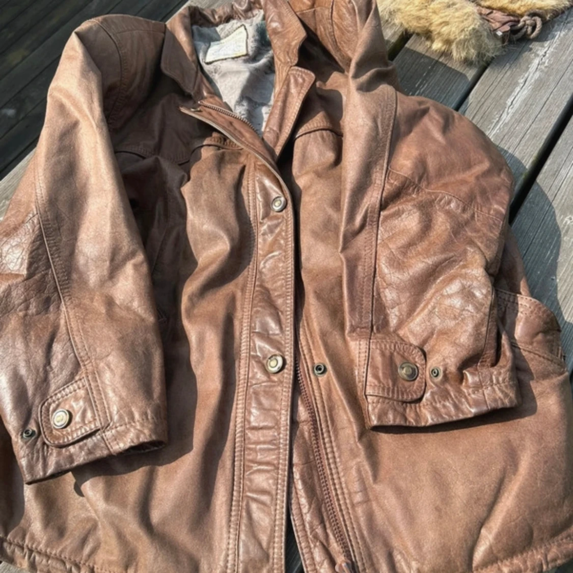 Brun läderjacka - 90
