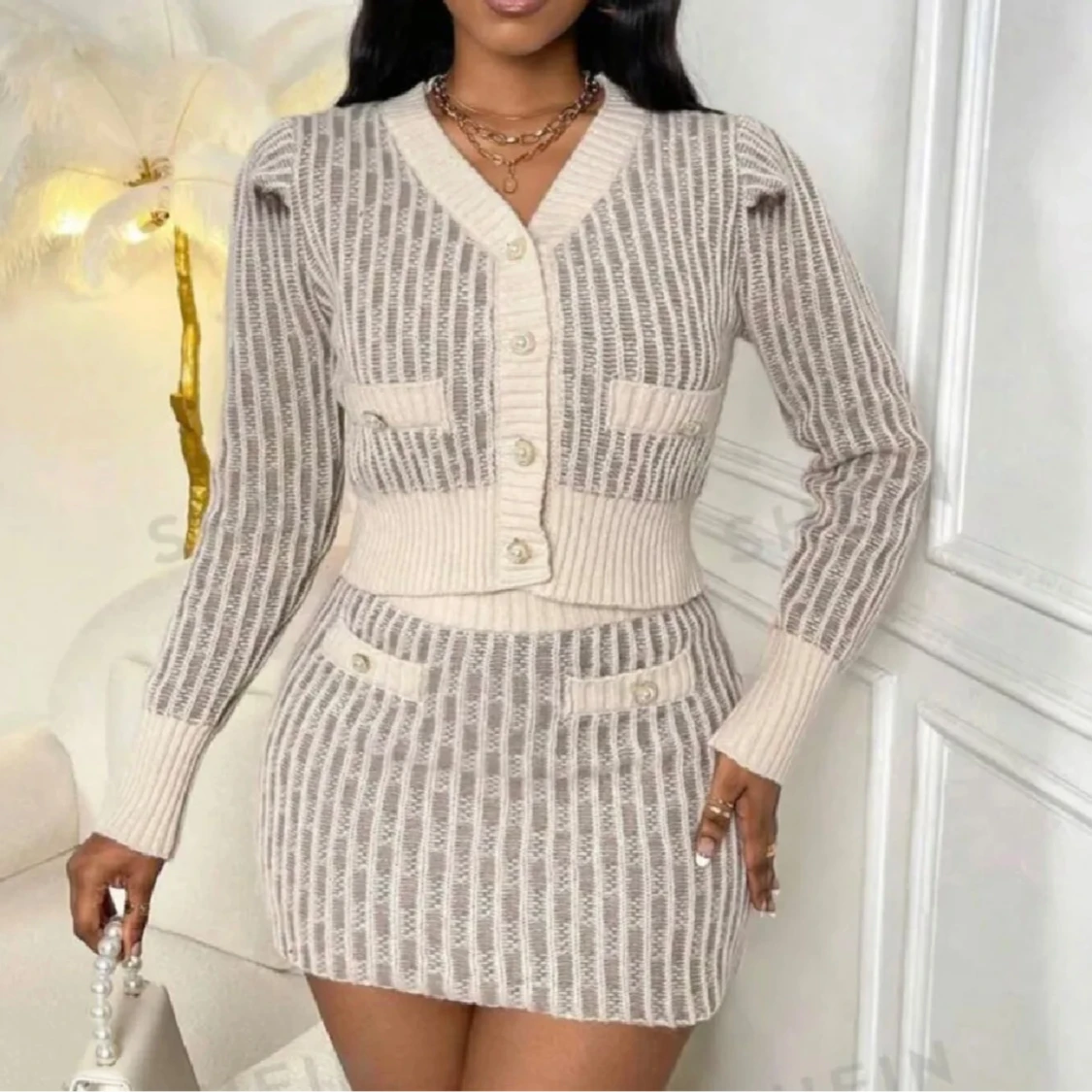 Stickat kofta och kjol - 1