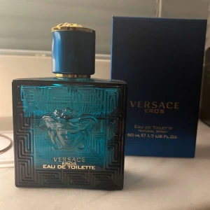 Versace eros - Parfym är använd och har ungefär för 35-40ml kvar