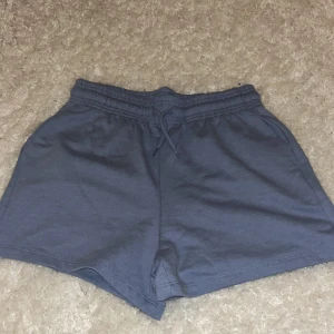  Shorts -  Nya shorts  