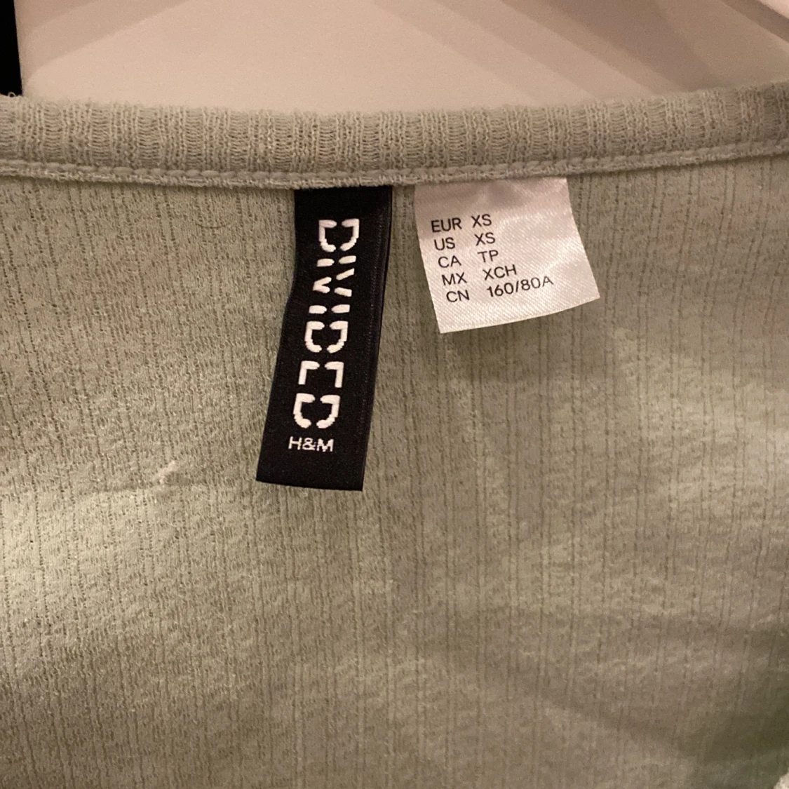 Ljusgrön ribbad kofta från H&M Divided - 90
