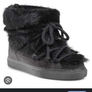 Inuikii skor storlek 35 - Säljer mina inuikii skor ny pris 5000kr storlek 35❤️