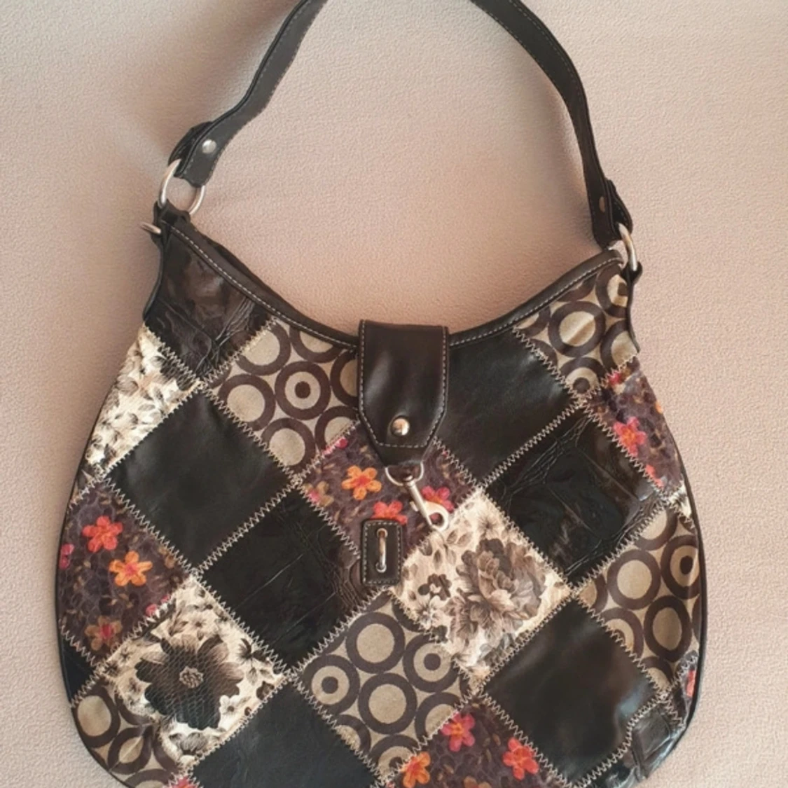 Hoboväska, bohoo bag svart röd - 90