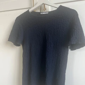 Zara topp - Fin zara topp i unikt tyg utan defekter