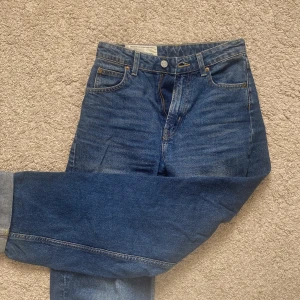 90's Baggy Jeans - Säljer ett par coola baggy jeans från hm.