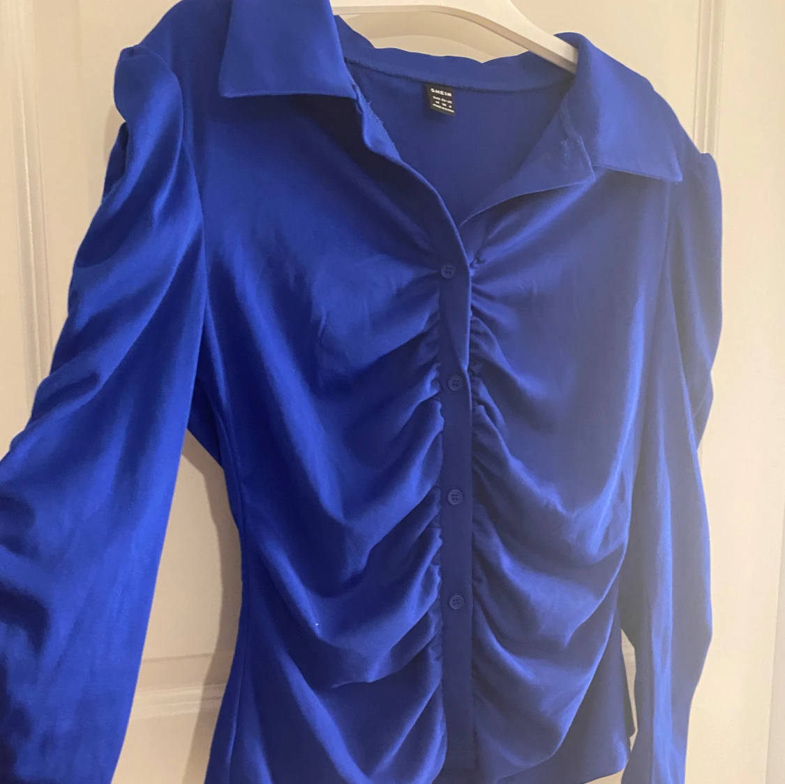 blus/skjorta i kungsblåt - 1