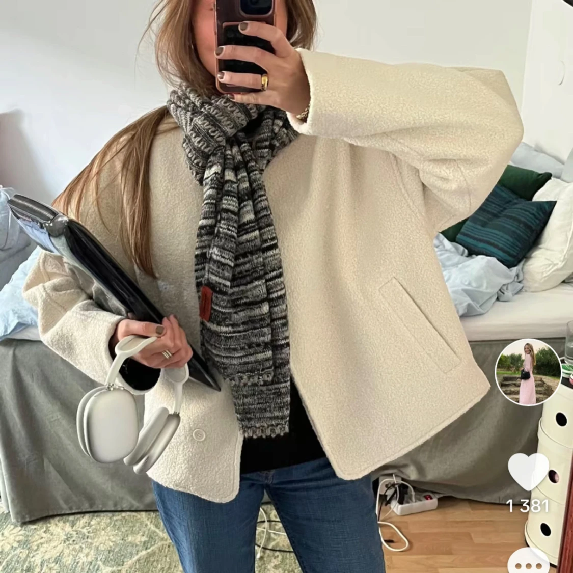 Vit kort kappa Nelly 