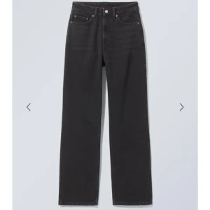 Jeans - Jeans från Weekday som inte kommer till användning längre, storlek 31/32🤩