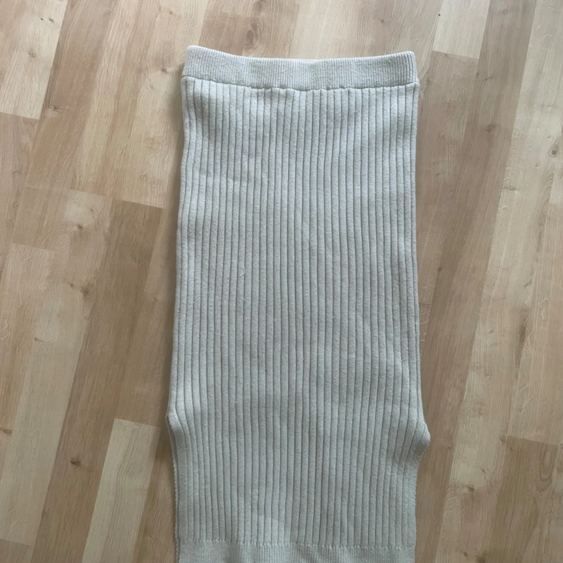 Ribbstickad kjol - 90