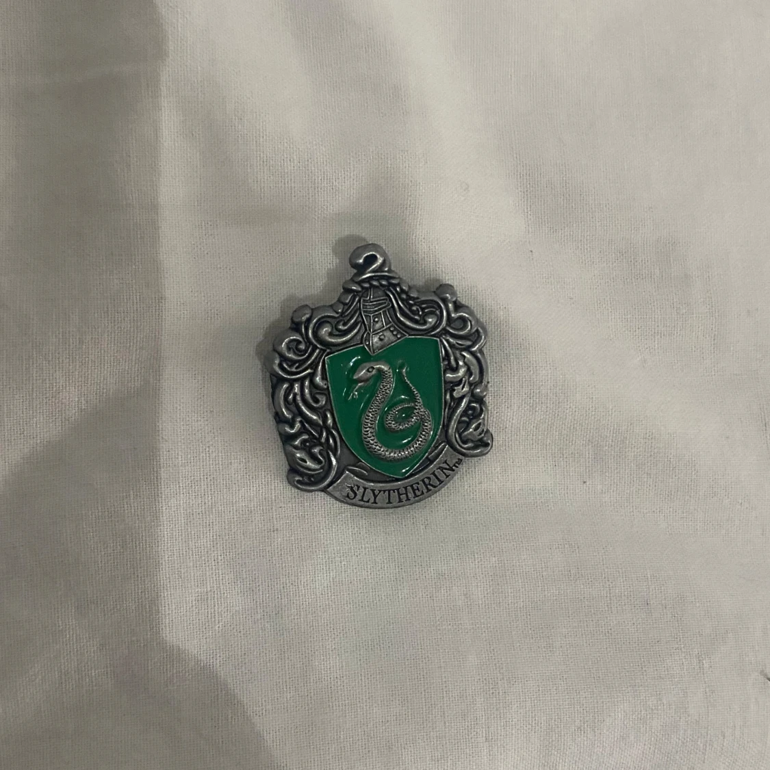 SLYTHERIN pin