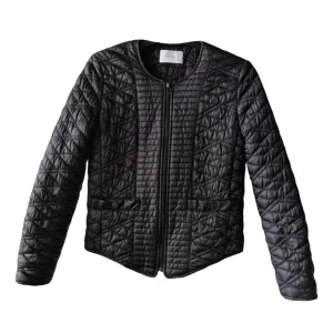 Zadig and Voltaire jacka - Jag har bestämt mig för att lägga ut en intresse annons på min zadig and voltaire jacka som inte kommer till användning💗 Vid intresse är det bara att höra av sig och om det skulle bli flera intresserade blir det budgivning❣️