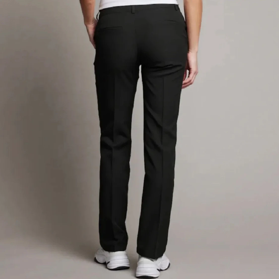Svarta kostymbyxor  - 91