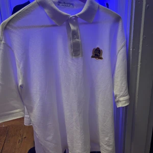 Burberry Piké - en stilig burberry piké i toppenskick