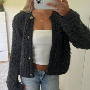 Massimo dutti kofta - Lappar kvar, nypris 1300, passar som s