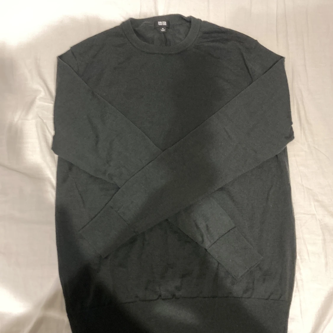 Mörkgrön tröja i merinoull från Uniqlo - 90