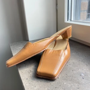 Klackar - Jättefina mules/klackar från zara. Använda en gång!  Storlek 39