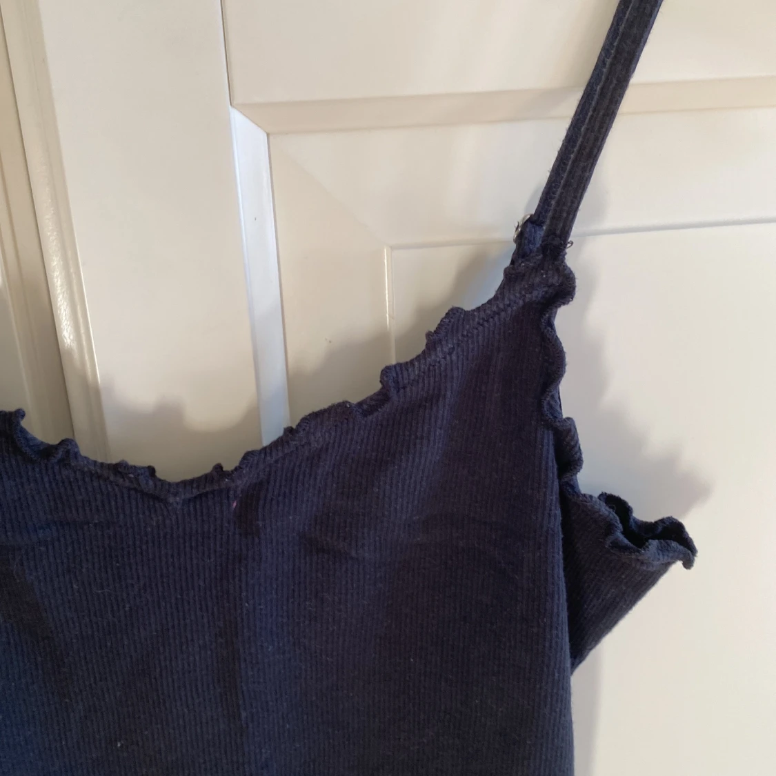 Svart ribbad linnetopp från Hollister  - 2