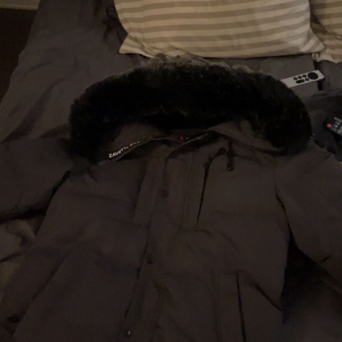 Mörk grå parkajacka från Zavetti Canada - 1