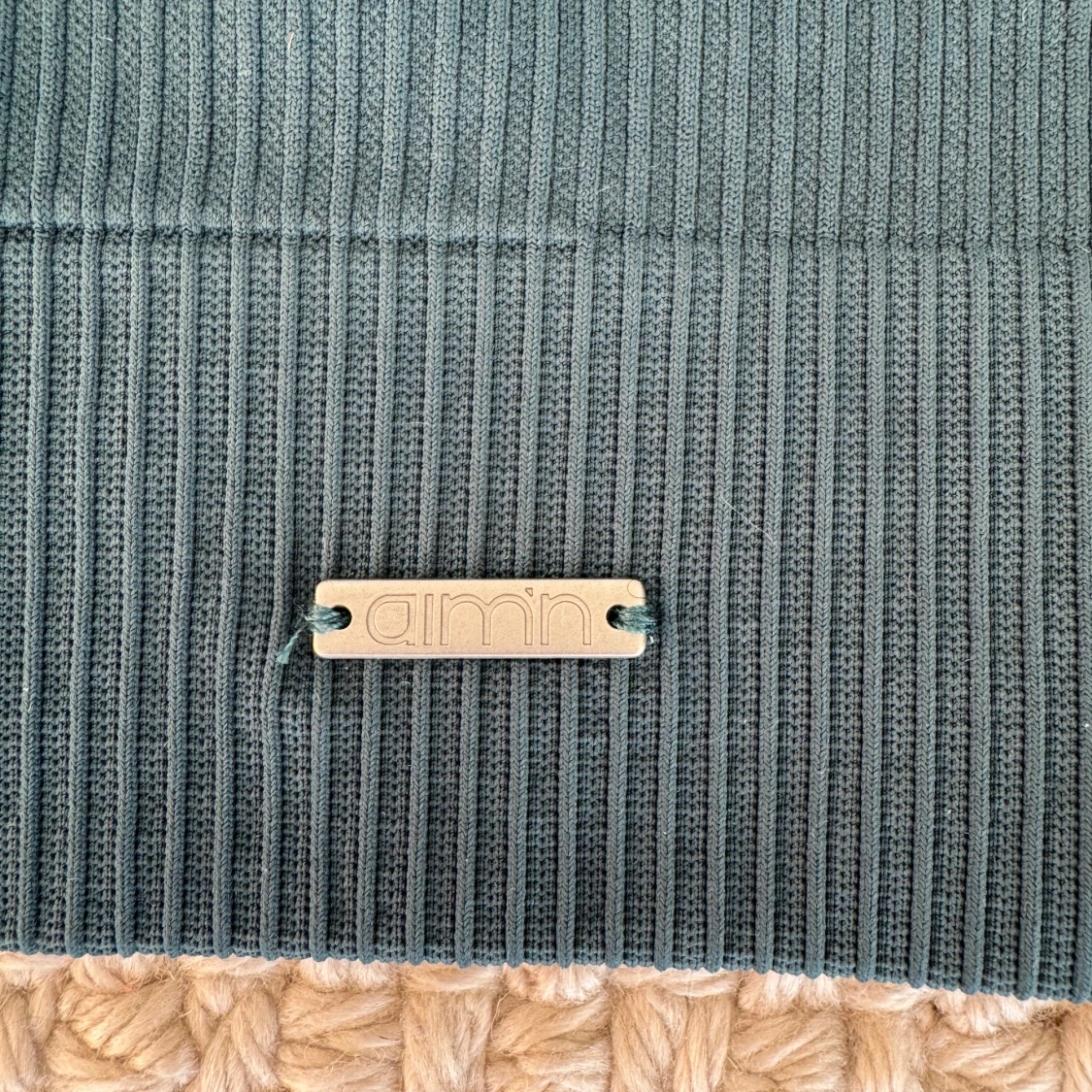 Grön ribbad croppad tröja från Aim'n - 3