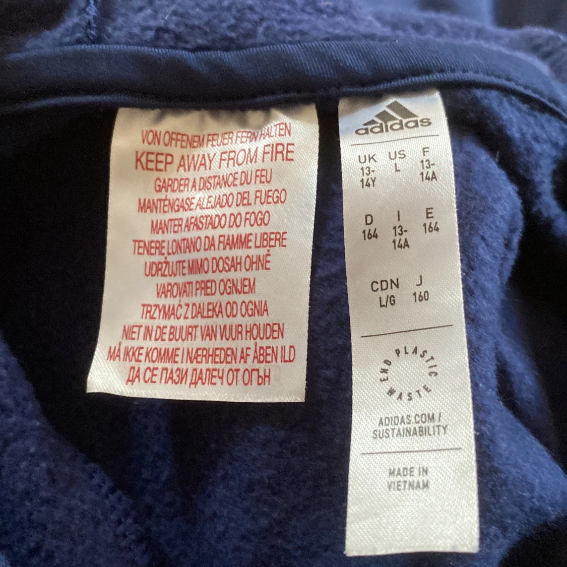 Marin blå hoodie från Adidas - 2