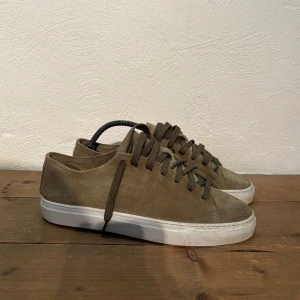 Diemme sneakers  - Diemme sneakers - Storlek : 43 - Fint skick utan defekter - Vänligen skicka meddelande vid funderingar! 