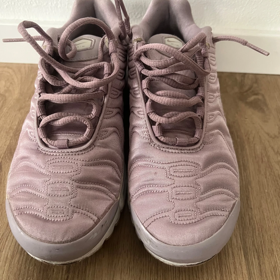Lila Nike sneakers - 1