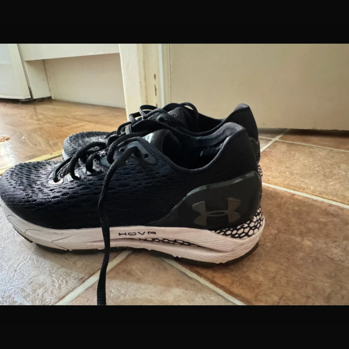 Under Armour Hovr Sonic Löparskor - 92