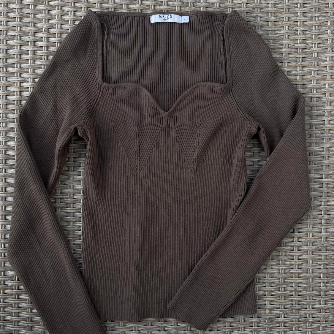 Brun ribbad topp från NA-KD - 92