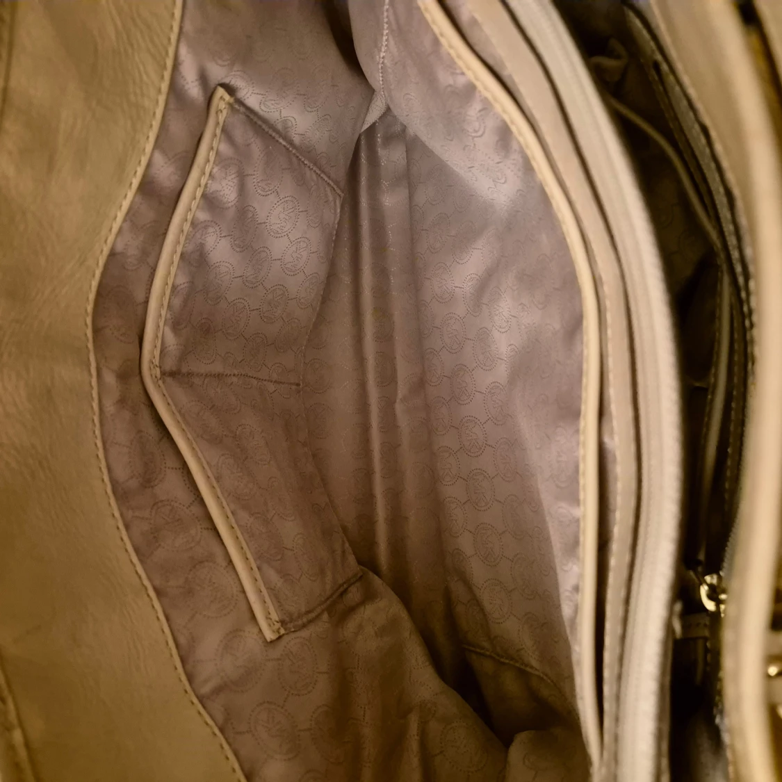 Väska Michael Kors - 93