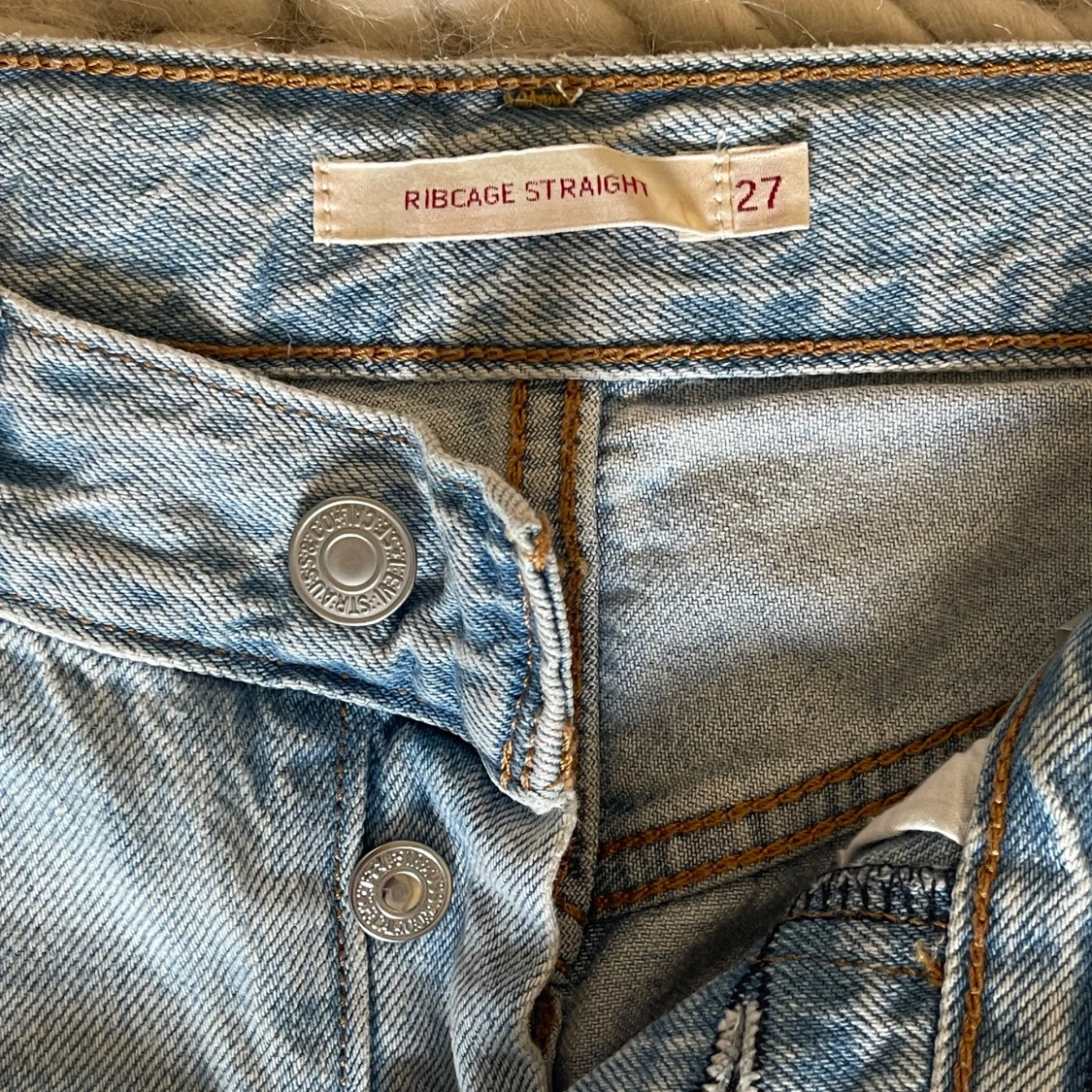 Levi's Ribcage Straight Jeans - 91