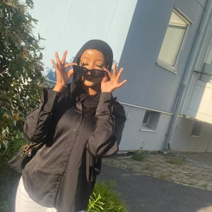 Skorta  - Sommar skorta för bara 79kr kr köpte den för 200kr från hm och den är ny. Massa inte!!!