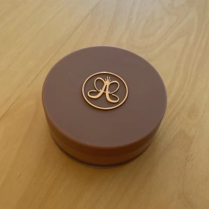 Anastasia bronzer  - Anastasia cream bronzer i färgen golden tan💛💛 använd 2 ggr