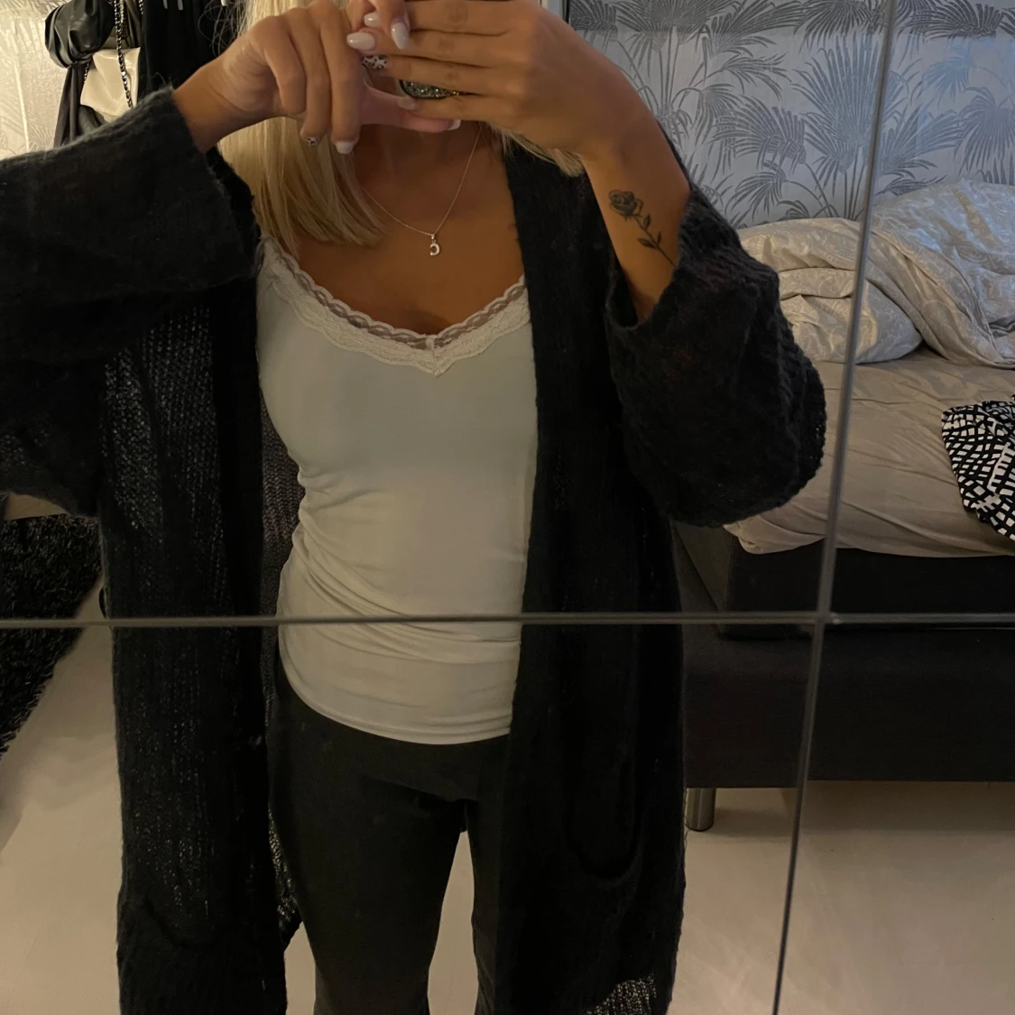 Grå stickad kofta - 90