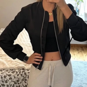 Varsity/bomber jacket - Super cute! In a great condition. 