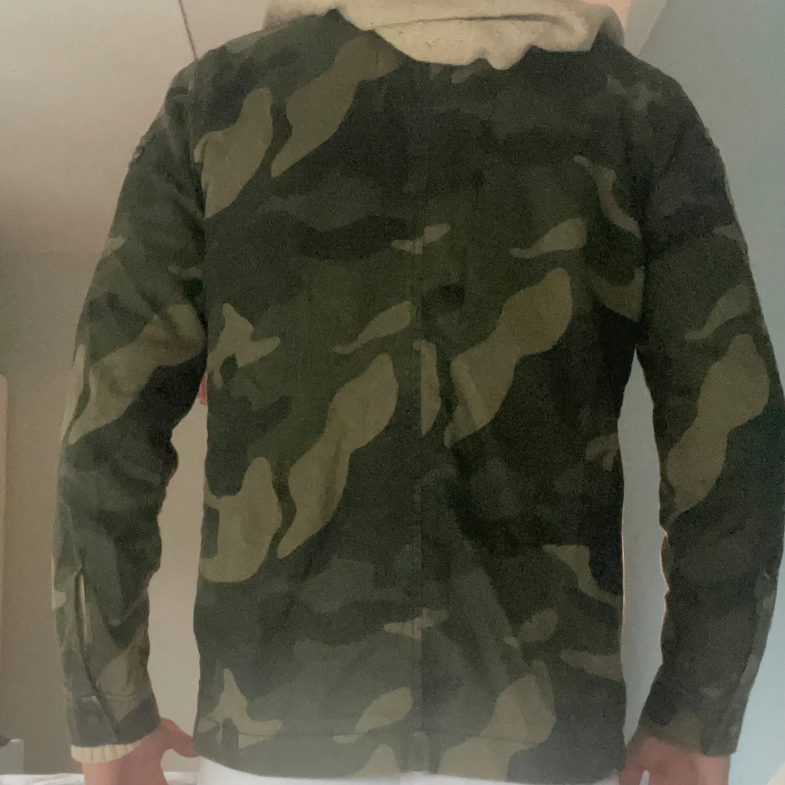 Camouflagejacka från Abercrombie & Fitch - 90