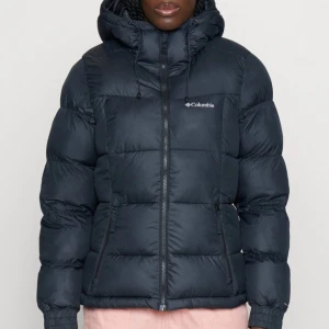 Columbia jacka - Pike lake jacka från columbia, nypris 2095, i perfekt skick, använd 4-5 gånger