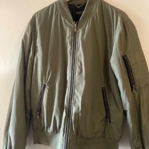 Bomberjacka från lager157 - Bomberjacka från lager157 i bra skick 