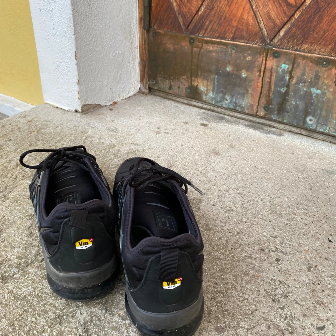 Vapermax plus svarta  - 91