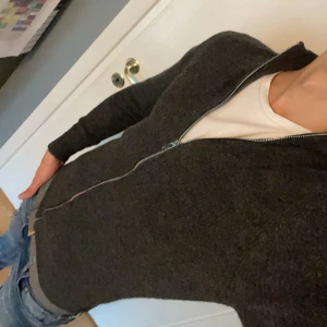 Hel zip - En hel zip i xs 180 på bilden