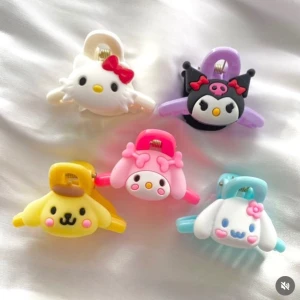 Sanrio hårklämmor  - !SKRIV INNAN DU KÖPER! 30kr styck, fråga vilka som finns kvar! ♥︎