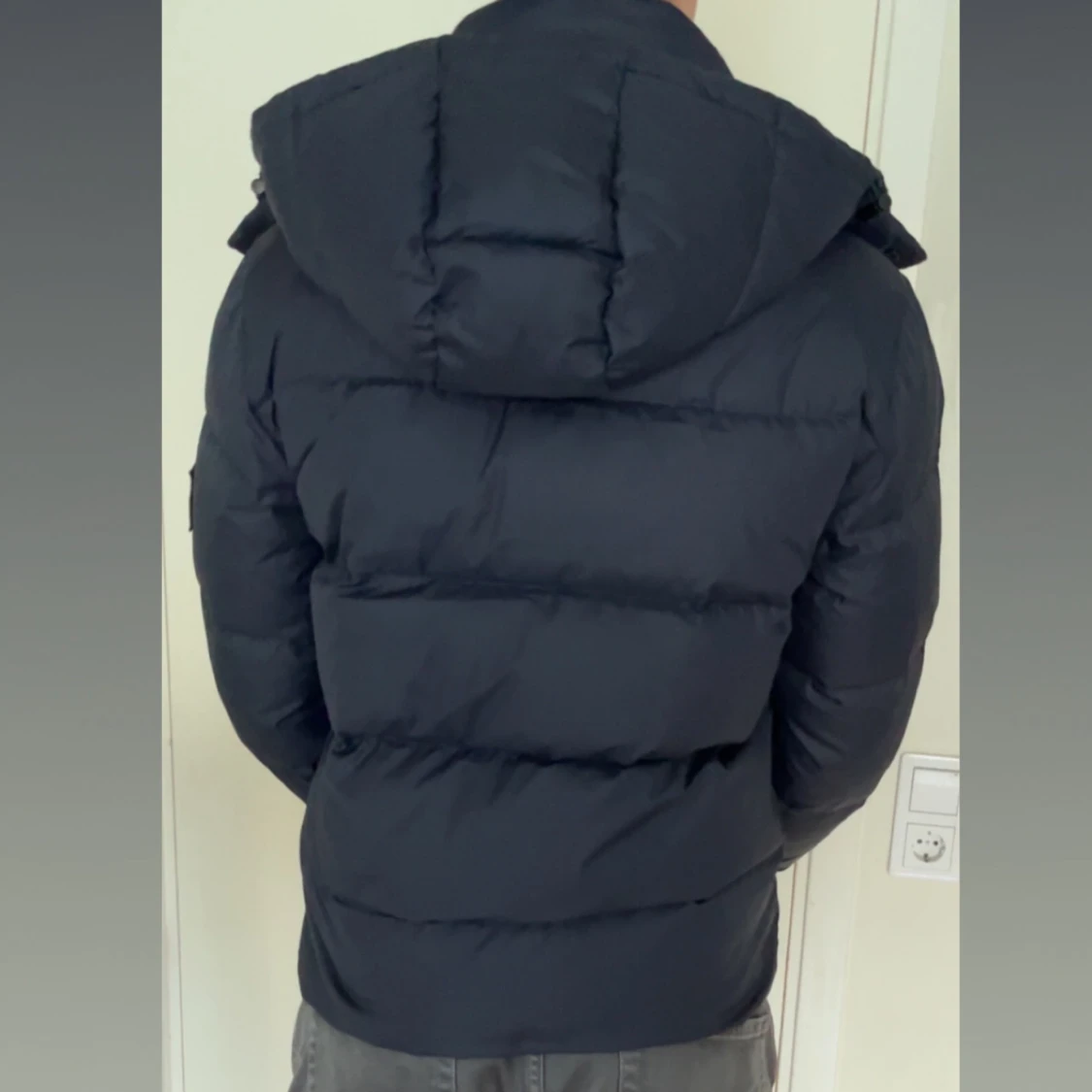 Calvin Klein jacka - 90