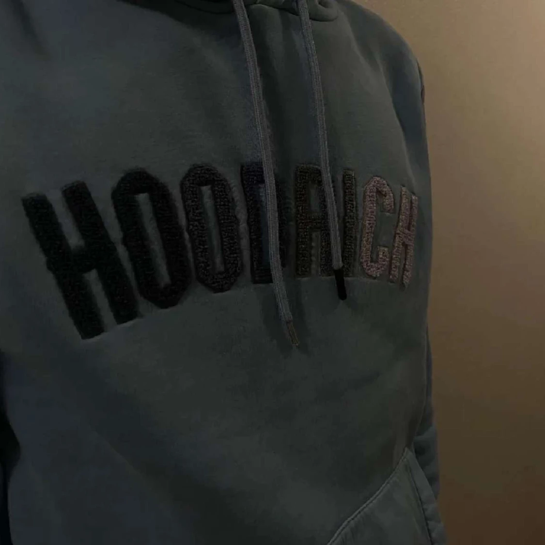 Ljusblå hoodie från Hoodrich - 90
