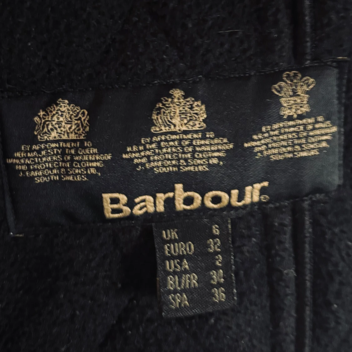 Svart quiltad jacka från Barbour - 92