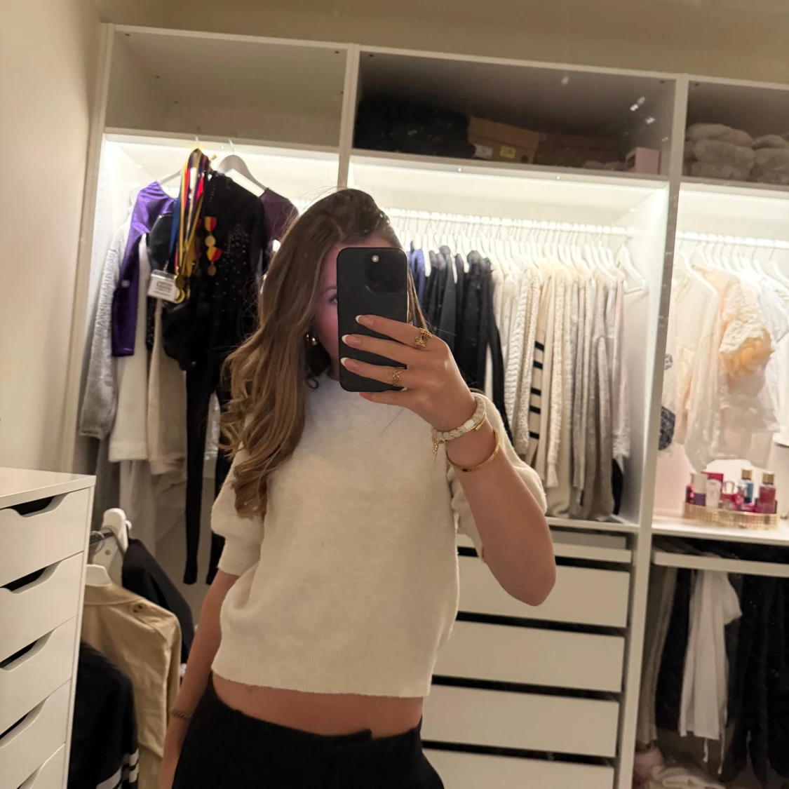 Beige stickad tröja