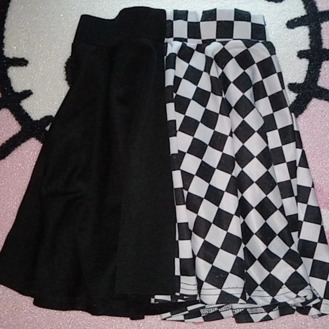 Cool halv rutig kjol