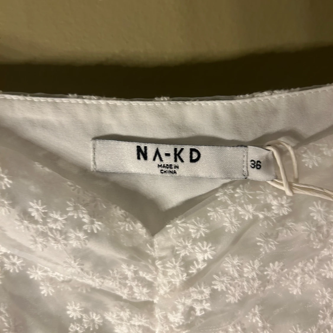 Vit klänning NAKD - 91