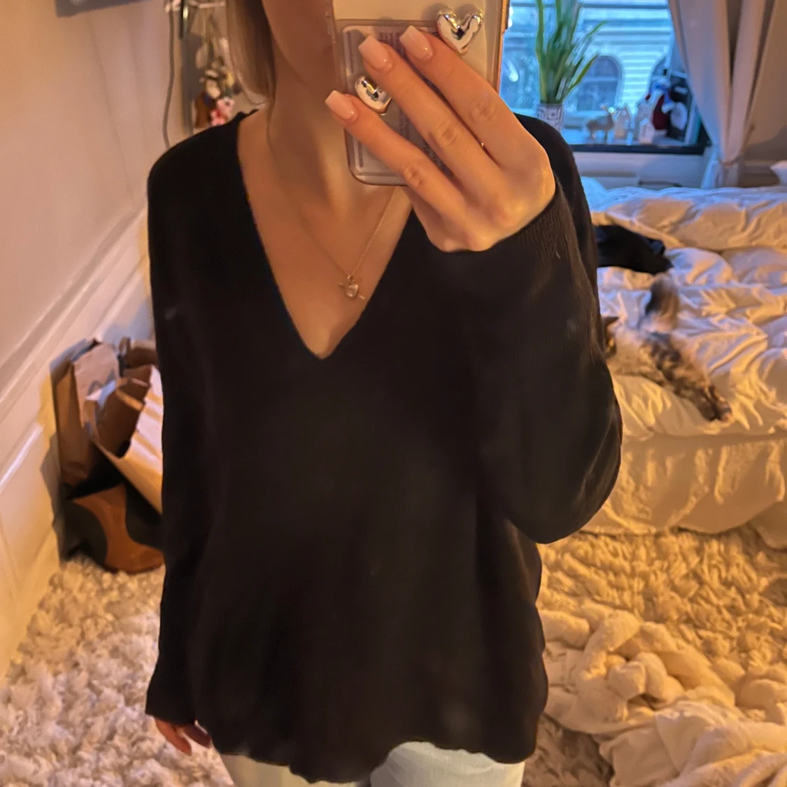 Svart kashmirtröja från J.Crew - 1