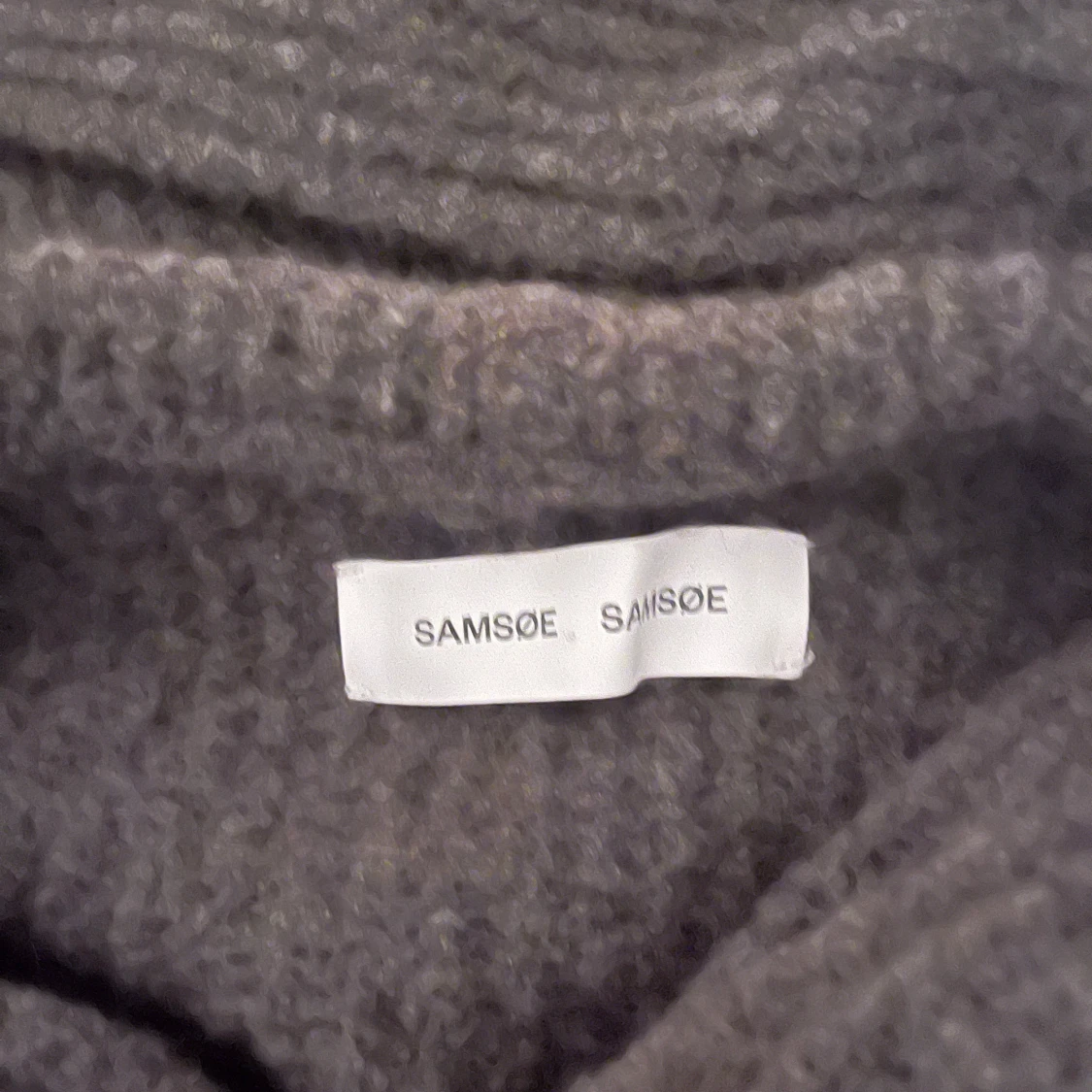 Grå ribbad hoodie från Samsøe Samsøe - 91